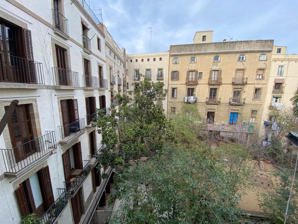 Leilighet Lovely 2-bed In Barcelonas Location Barcelona